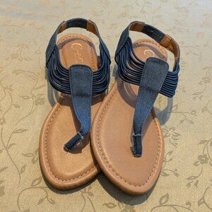 Comfort women's blue denim t strap thong sandal, size 9M